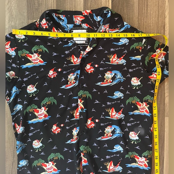 Denim and Flower Lets Beach Up Santa Short Sleeve Button Down Shirt SZ L - Picture 5 of 9